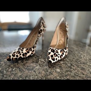 Faux fur - leopard print size 8.5